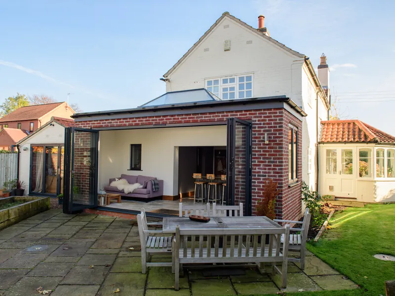 Bifold Highbury