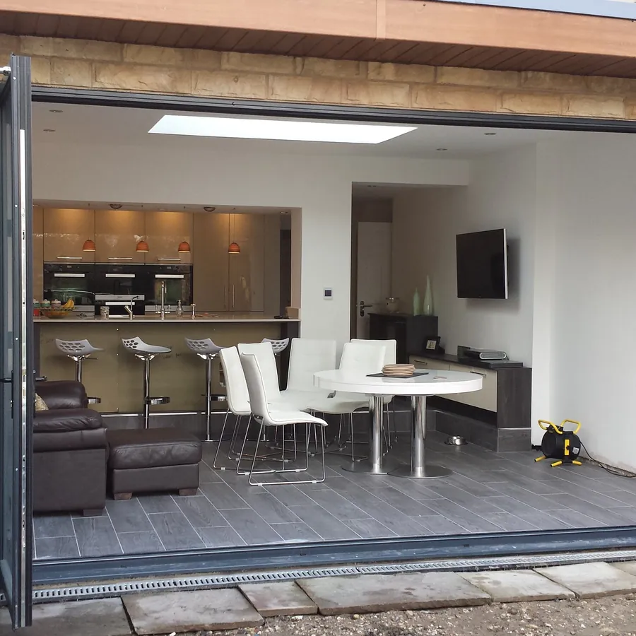 Bifold Highbury