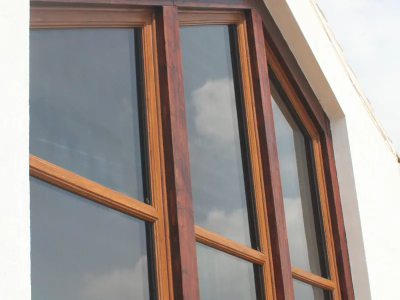 Bay Windows Highbury